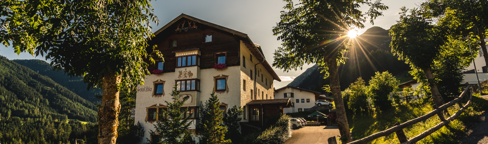 hotelzita_aussen